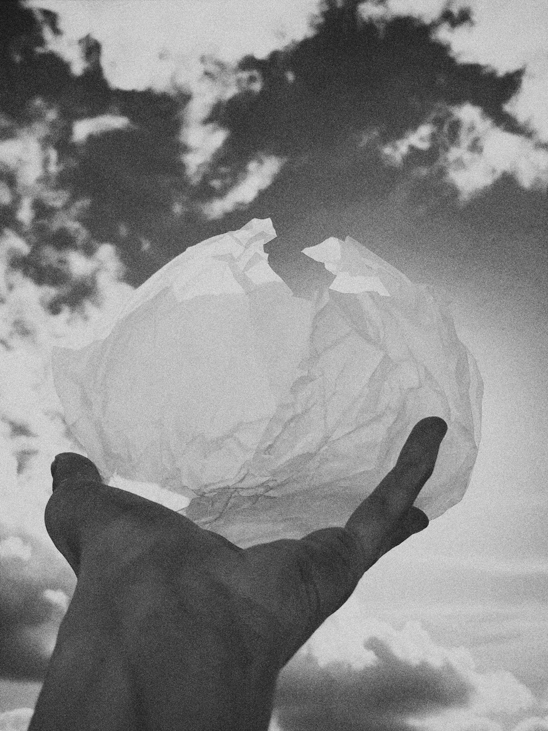 Espaço, corpo e território enquanto matéria do artista